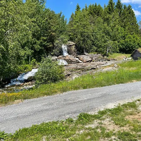 The House By The Waterfall Σπίτι διακοπών