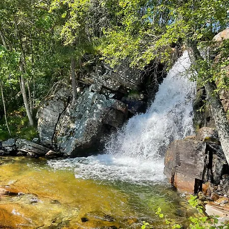 The House By The Waterfall Σπίτι διακοπών *